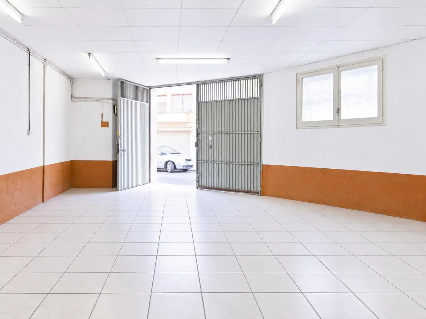 Local de alquiler en Creu Alta - Puiggener