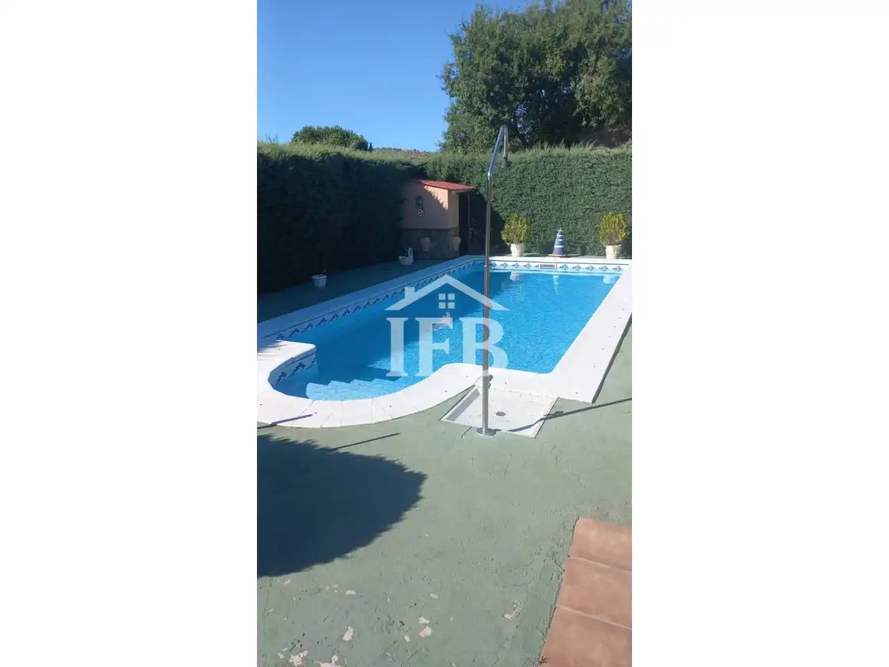 Swimming pool of Country homes for sale in Valverde de Leganés  with Air Conditioner, Heating and Private garden