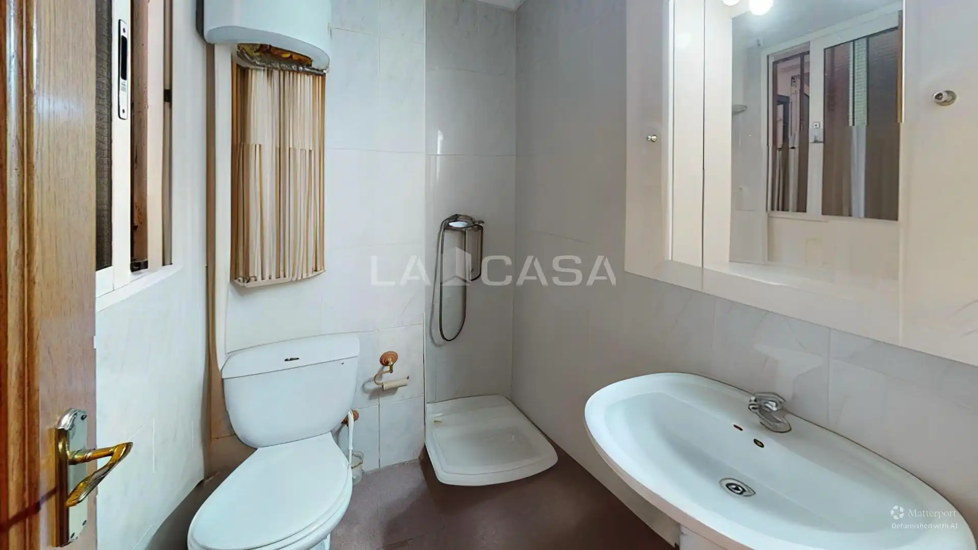 Bany de Planta baixa en venda en Valencia amb Terrassa