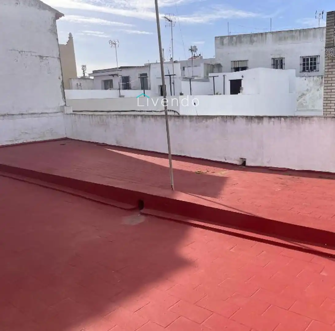 Vista exterior de Casa o xalet en venda en Chiclana de la Frontera