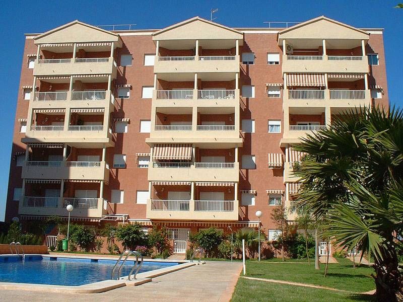 Vista exterior de Apartament de lloguer en Elche / Elx amb Aire condicionat, Jardí privat i Terrassa