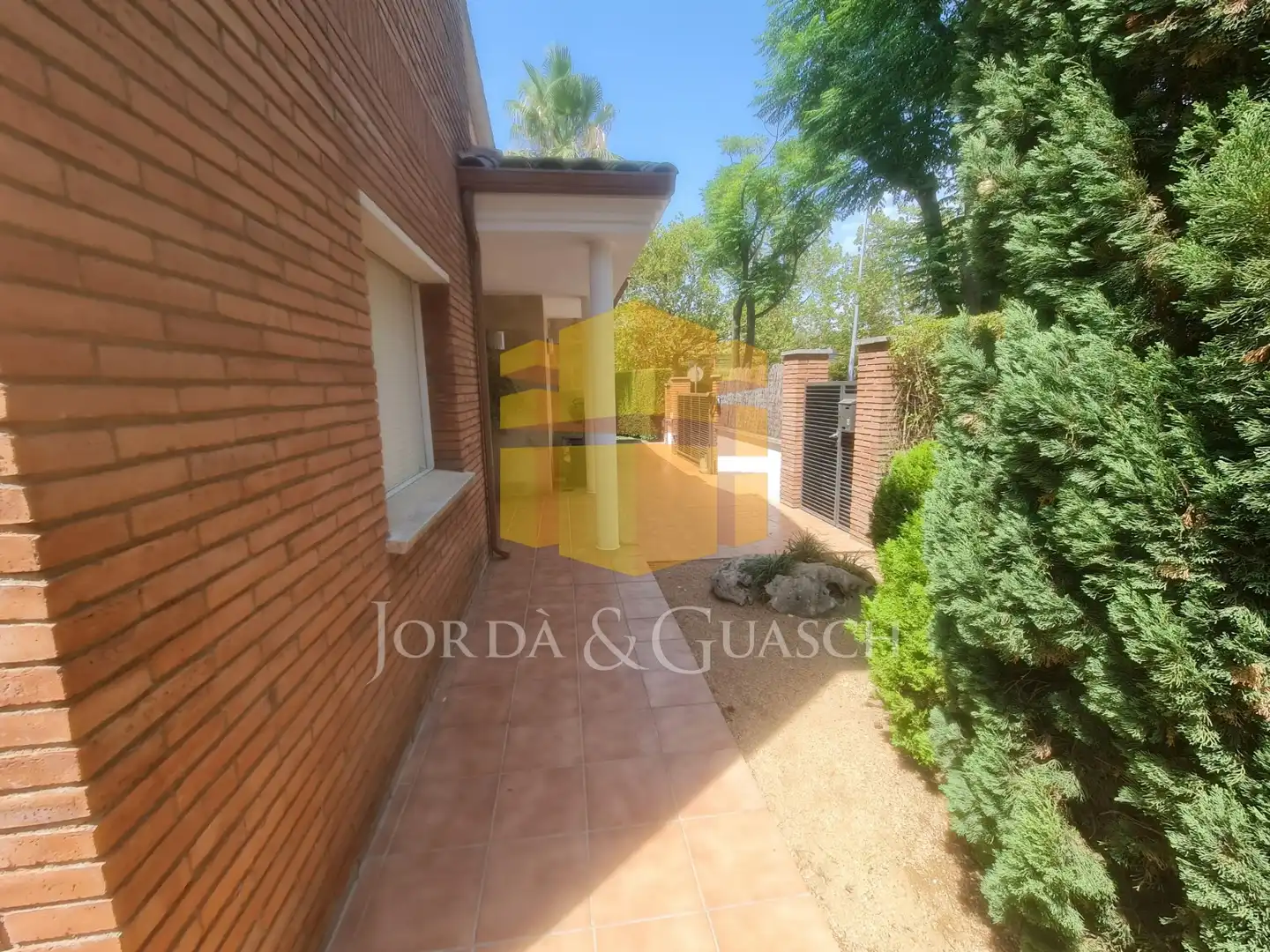 Garden of Houses for sale in Sant Cugat del Vallès  with Air Conditioner, Heating and Private garden