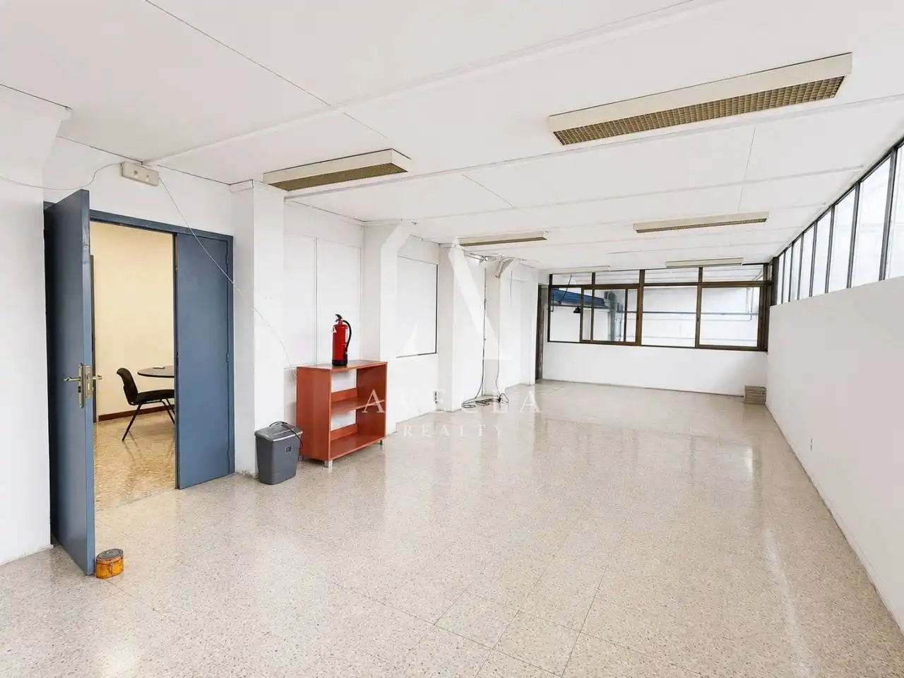 Nave industrial de alquiler en Cornellà de Llobregat