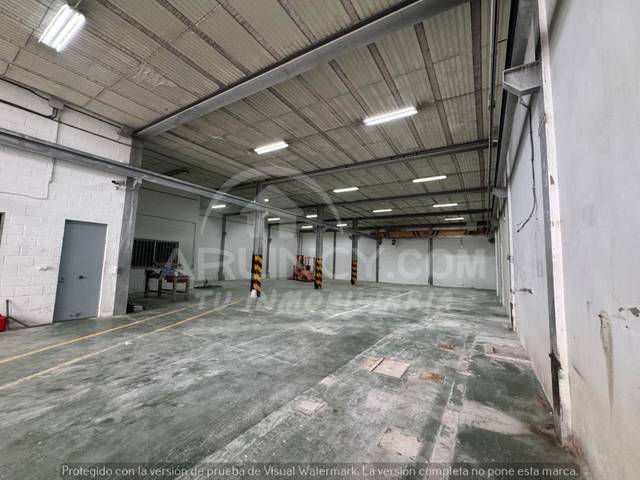 Local comercial en Alquiler en Nueva Alcalá