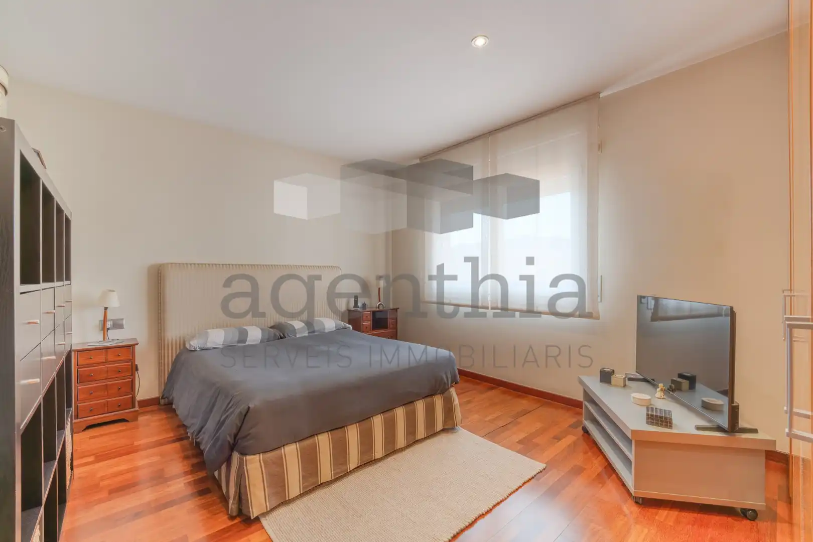 Habitación de Casa o chalet en venta en Quart con Aire acondicionado, Calefacción y Piscina
