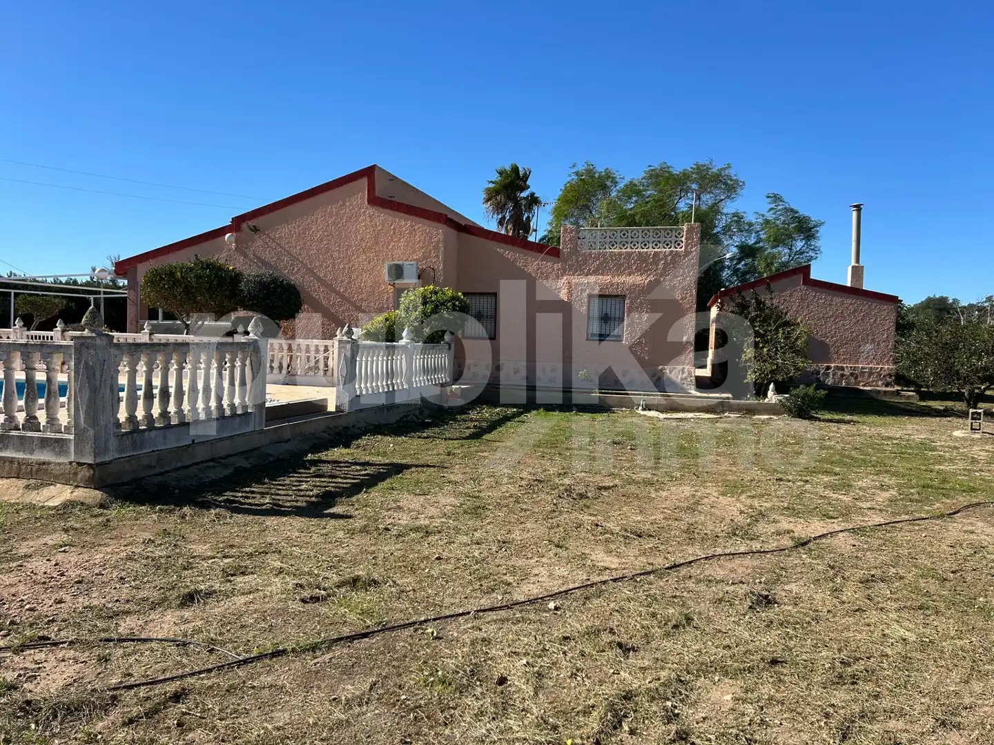 Country house zum Verkauf in Elche / Elx mit Terrasse, Abstellraum und Schwimmbad