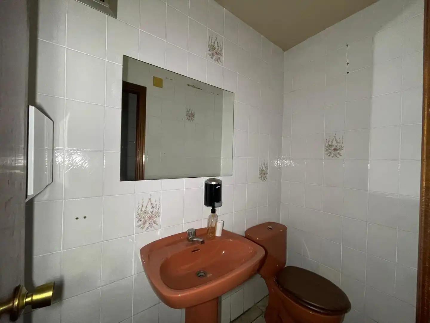 Baño de Local en venta en Ponferrada con Aire acondicionado