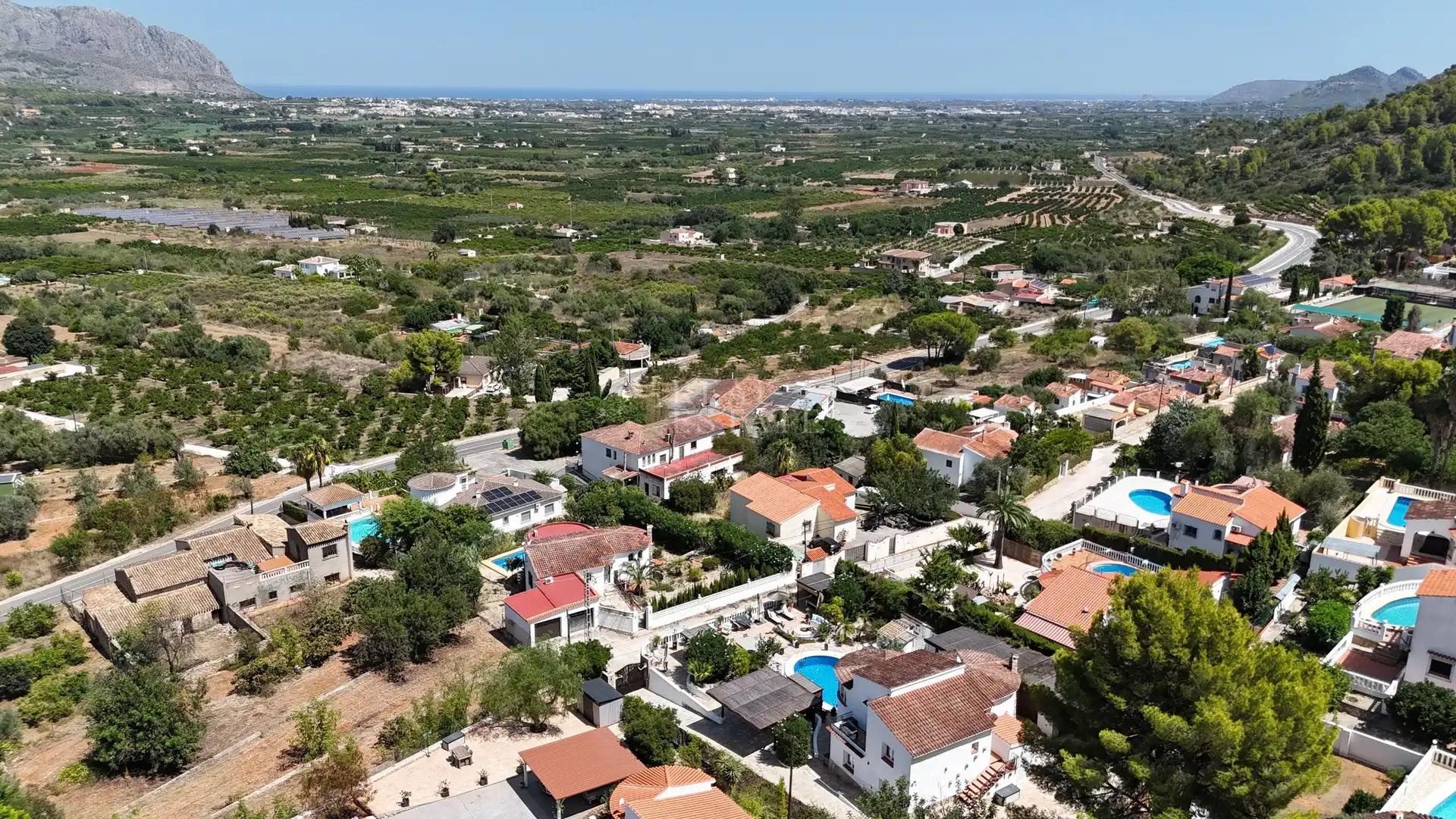 Vista exterior de Casa o xalet en venda en Benidoleig amb Aire condicionat, Terrassa i Traster