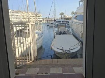 Business premises to rent in Carrer Caballito Mar 1