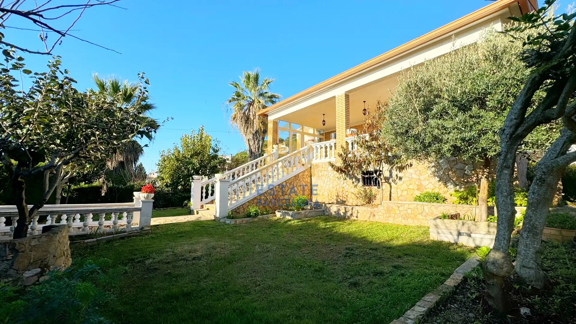 Garten von Haus oder Chalet zum Verkauf in Lloret de Mar mit Klimaanlage, Heizung und Schwimmbad