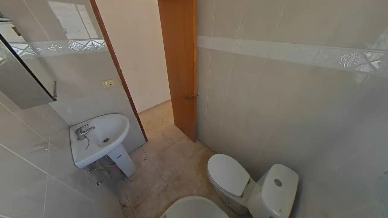 Bany de Pis en venda en Burriana / Borriana amb Traster i Balcó