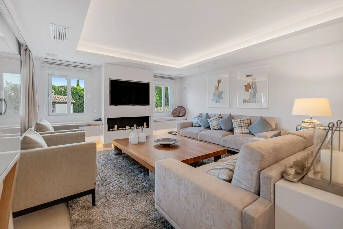 Villa mit Garten zum Verkauf in Nueva Andalucía, imagen 27