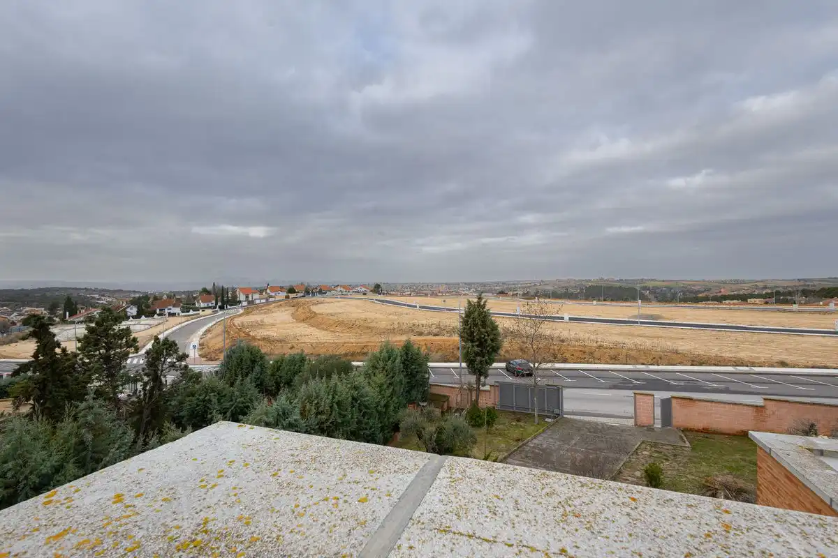 Chalet con terraza en venta en Calle Begonia, imagen 49