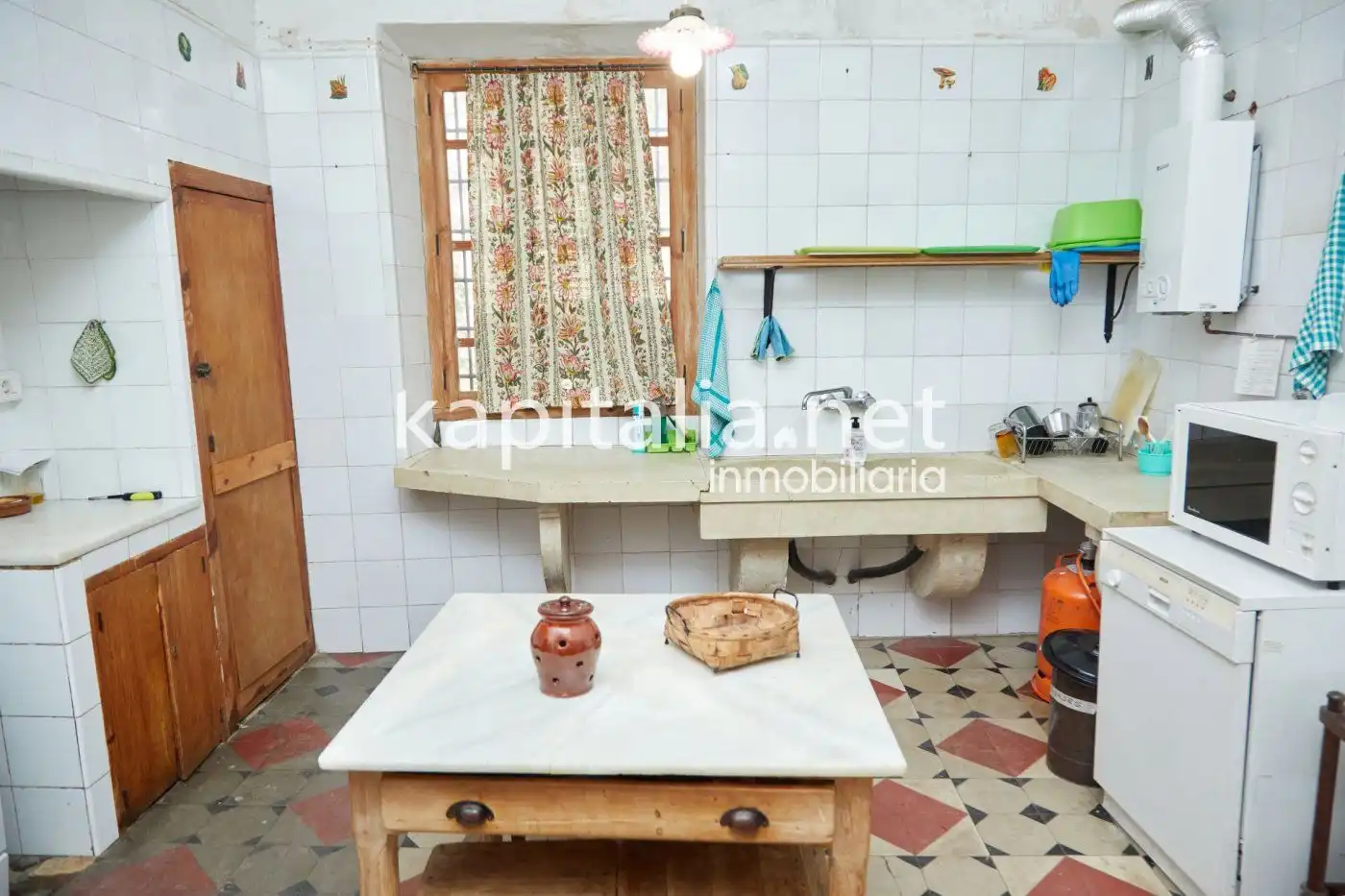 Küche von Country house zum Verkauf in Bocairent mit Privatgarten, Terrasse und Balkon