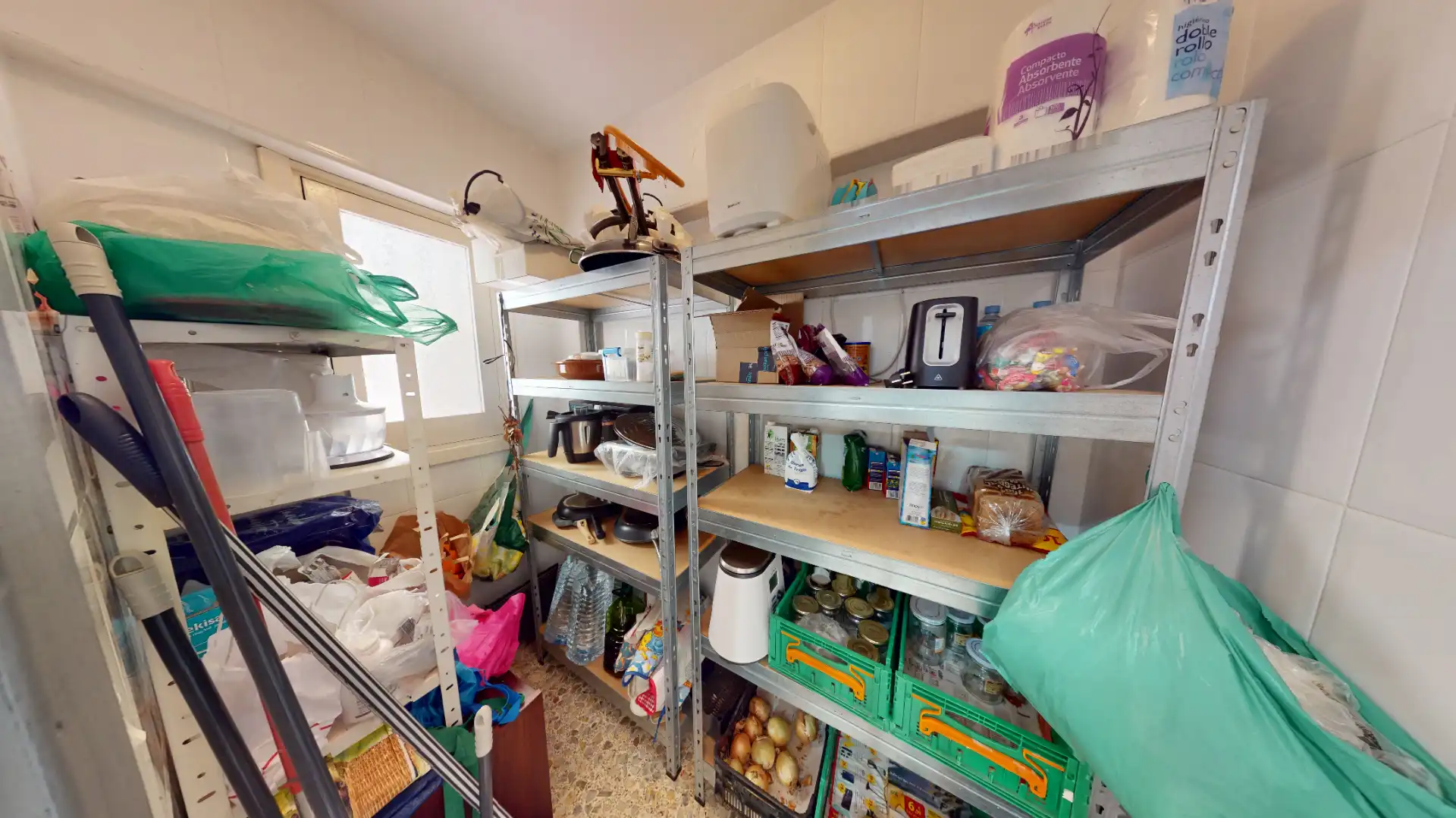 Cocina de Piso en venta en Almería con Aire acondicionado, Calefacción y Trastero