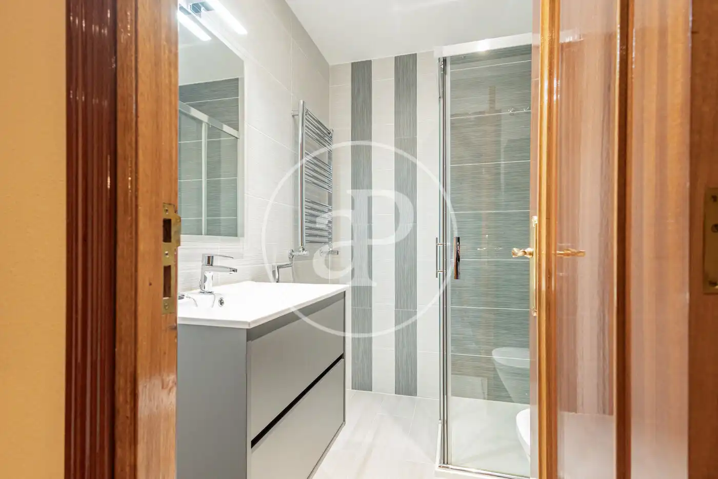 Bathroom of Flat for sale in Fuencarral - El Pardo