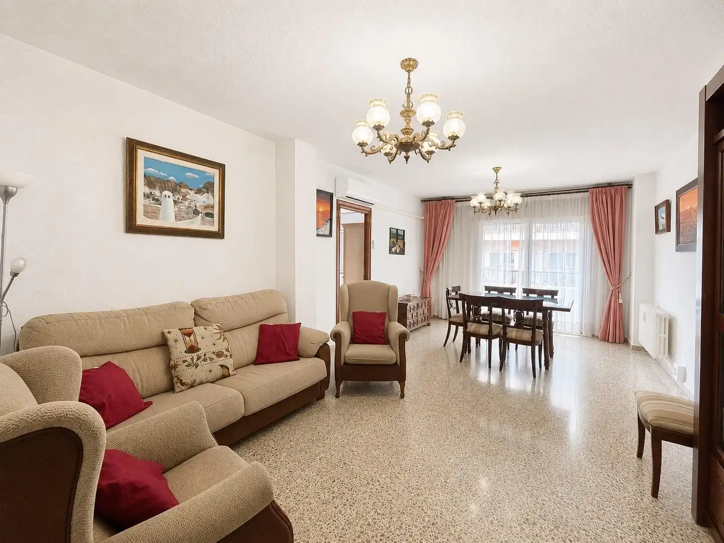 Living room of Flat for rent in Granada  with Furnished and Balcony