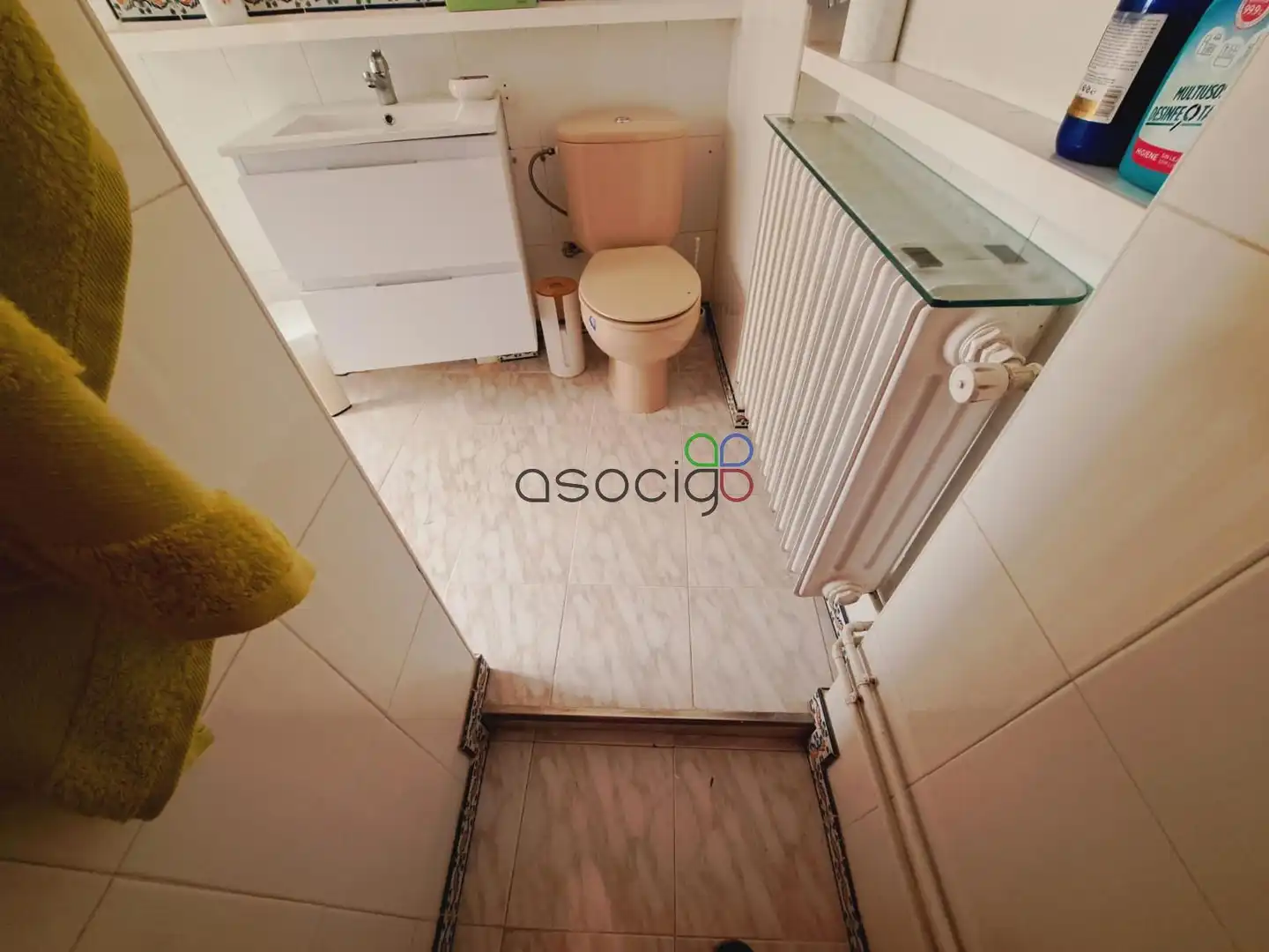 Bathroom of Flat for sale in Buendía  with Storage room