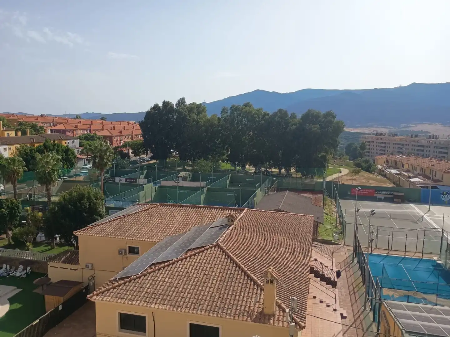 Pis amb piscina en venda a San Bernabé, imagen 2