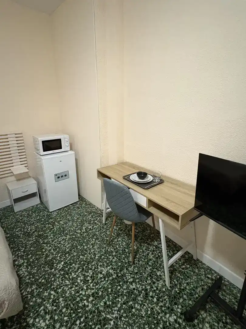 Habitación de Piso para compartir en Alzira con Aire acondicionado y Amueblado