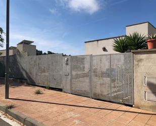 Exterior view of Flat for sale in Sant Pere de Ribes