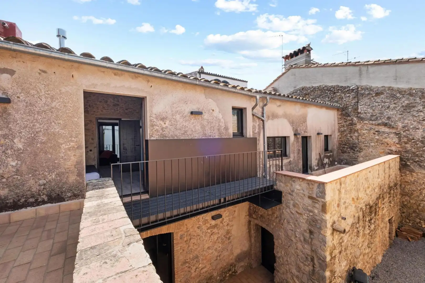 Vista exterior de Casa o xalet en venda en Terrades amb Terrassa