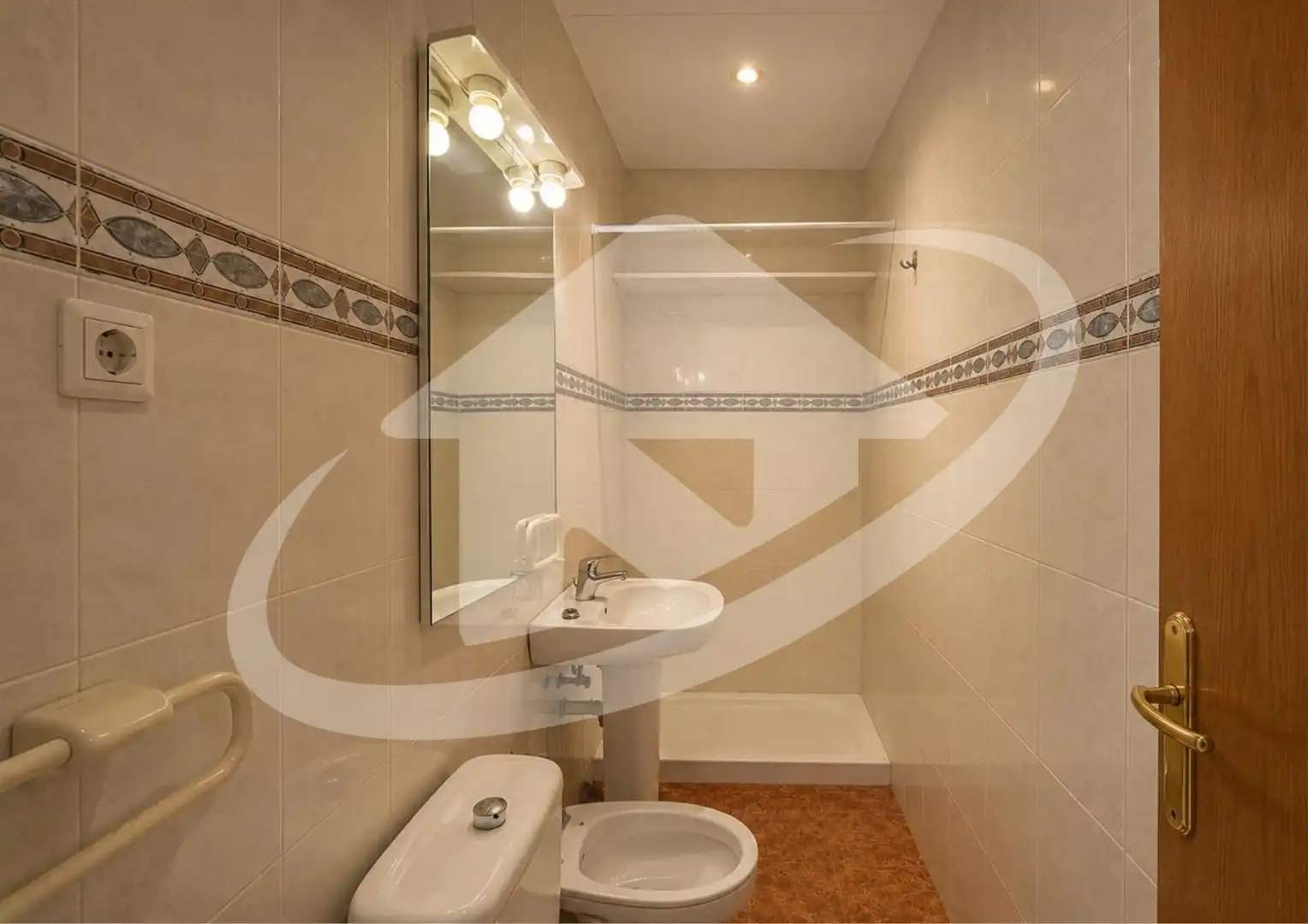 Bathroom of Flat for sale in Sabadell  with Balcony