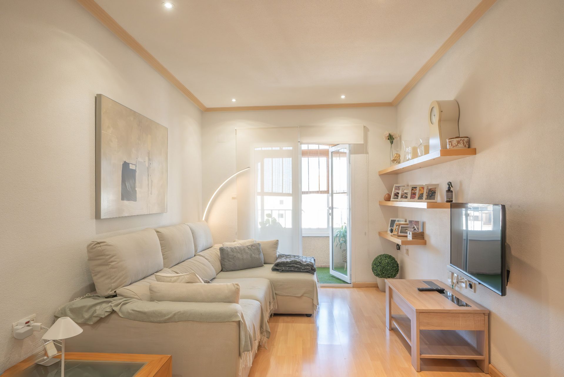 Sala d'estar de Àtic en venda en Elche / Elx amb Aire condicionat, Terrassa i Traster