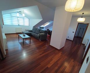 Sala d'estar de Pis de lloguer en Ames amb Calefacció, Traster i Moblat
