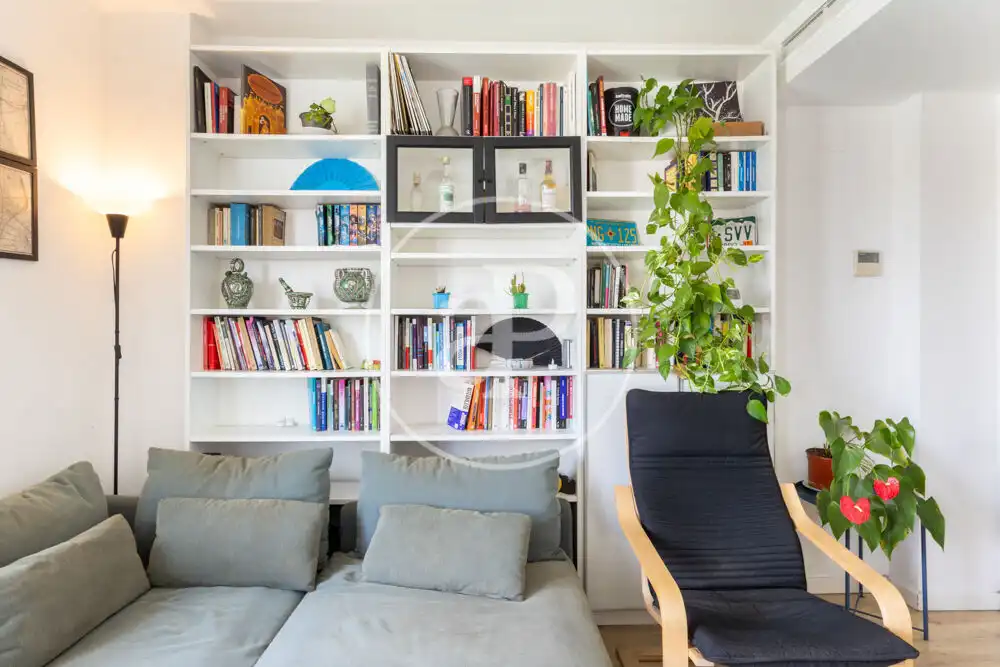 Wohnzimmer von Dachboden zum Verkauf in Valencia mit Klimaanlage, Heizung und Privatgarten