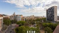 Vista exterior de Àtic en venda en  Barcelona Capital amb Calefacció i Terrassa