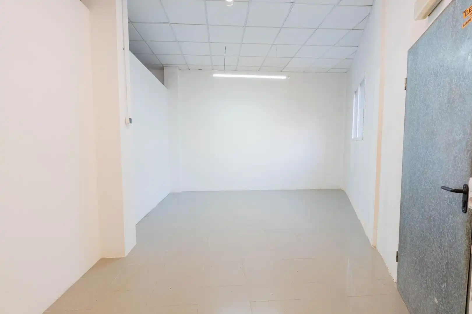 Business premises for sale in Avenida dels Germans Carsi, imagen 8