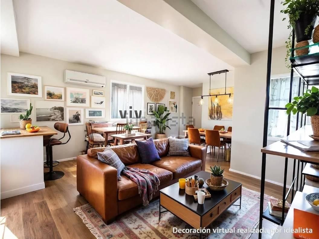 Living room of Flat for sale in  Sevilla Capital  with Parquet flooring, Terrace and Balcony