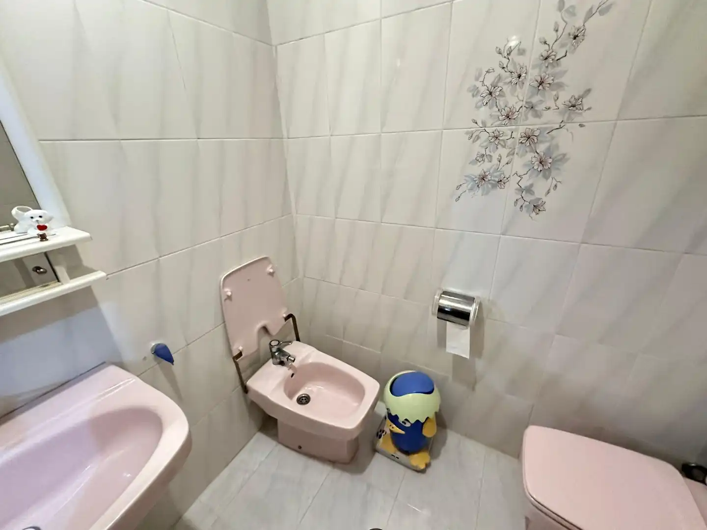 Bany de Casa o xalet en venda en Alicante / Alacant amb Jardí privat, Terrassa i Traster