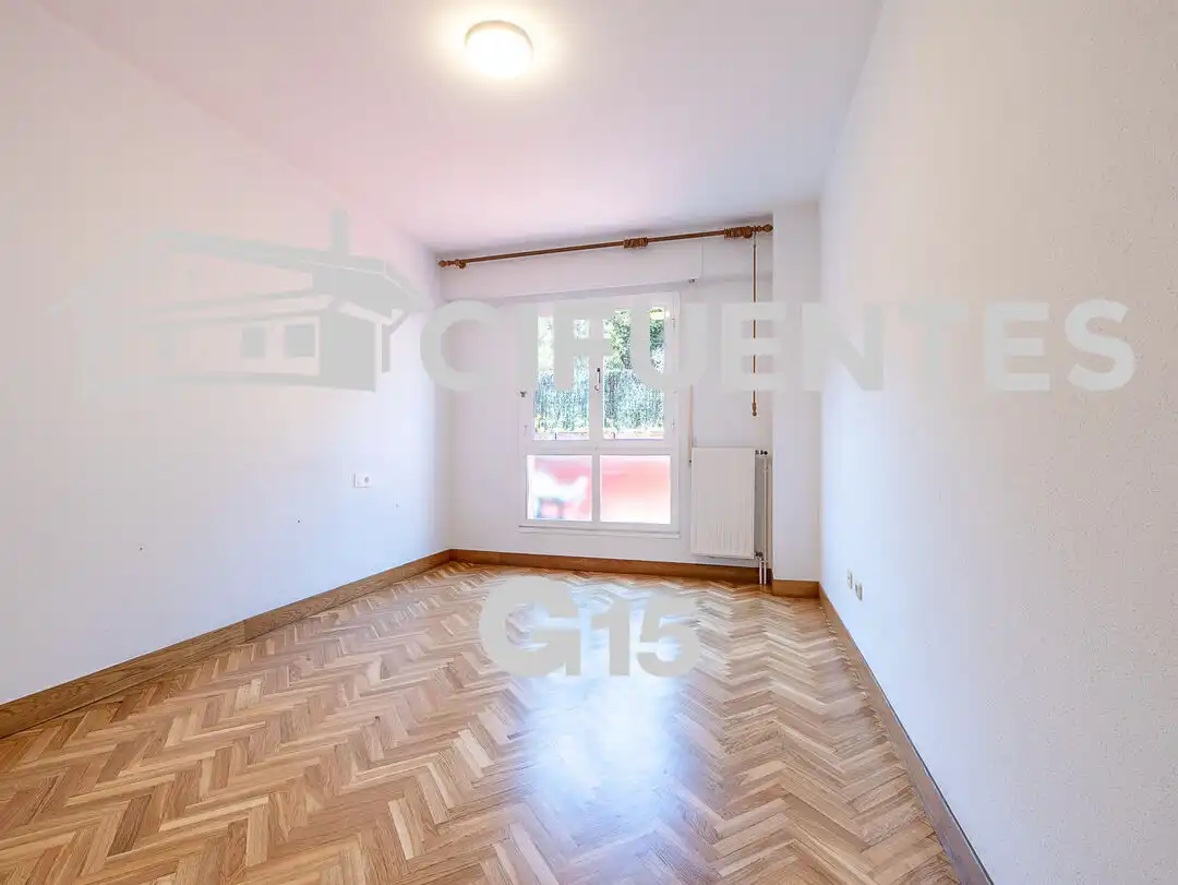 Flat with lift for sale in Txomin Agirre Pasealekua, imagen 24