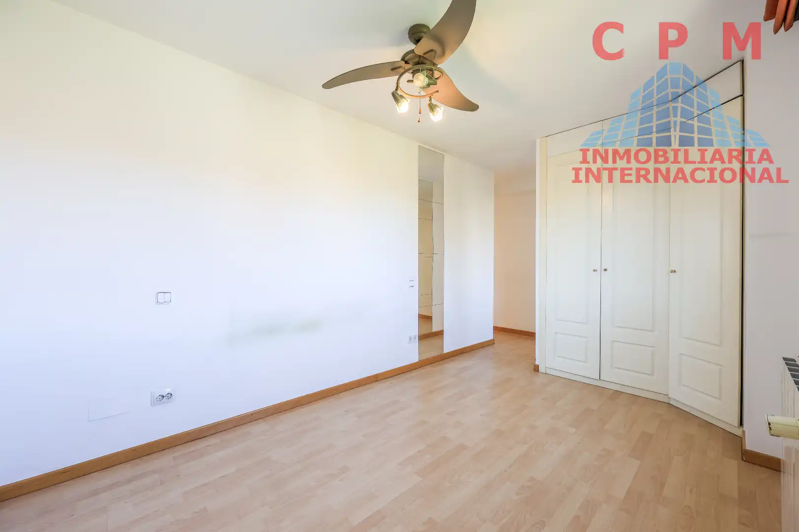 Schlafzimmer von Wohnung zur Miete in Fuencarral - El Pardo
