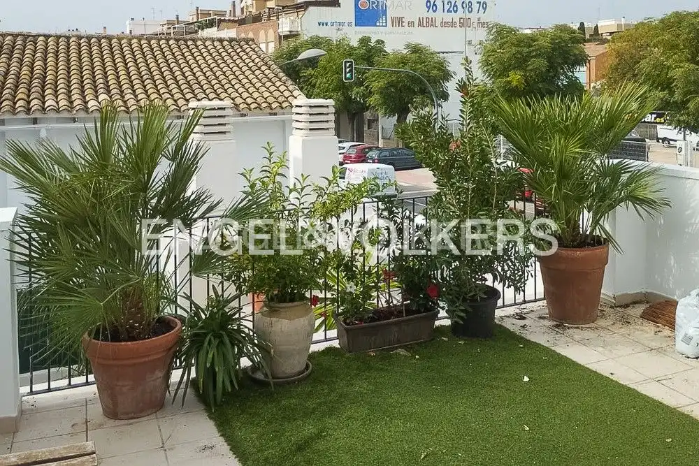 Terrace of Houses for rent in Alfafar  with Air Conditioner, Heating and Private garden