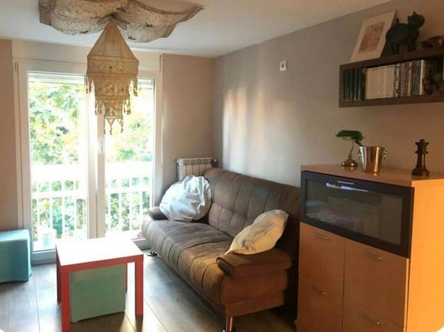 Piso en Alquiler en N/A en Valdezarza