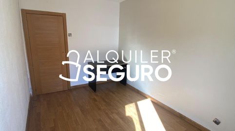Foto 3 de Piso de alquiler en Cardenal González de Mendoza, Cabanillas del Campo, Guadalajara