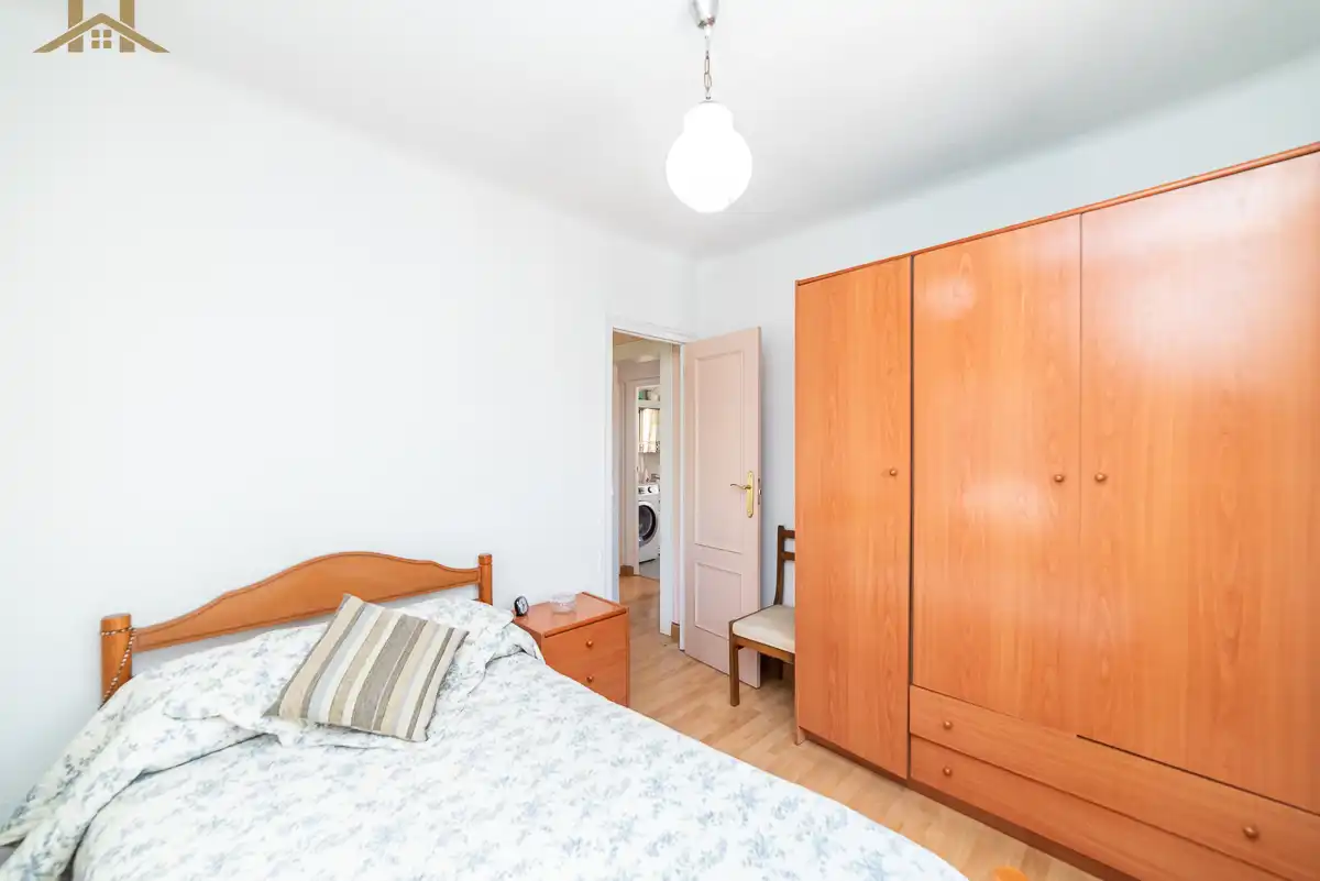 Habitación de Casa o chalet en venta en Pozuelo de Alarcón con Aire acondicionado, Calefacción y Jardín privado