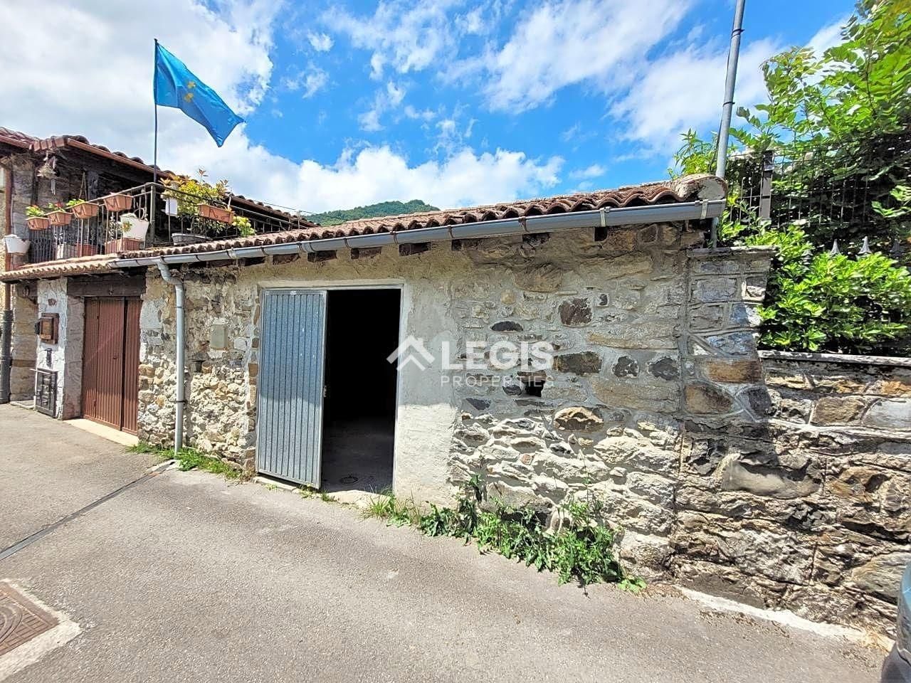 Exterior view of Single-family semi-detached for sale in Aller  with Private garden and Storage room