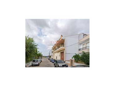 Pis en venda a Almoharín