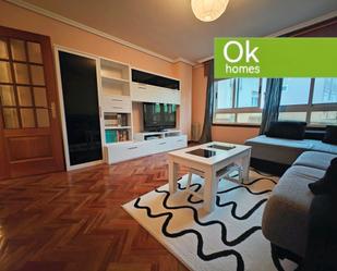 Living room of Flat for sale in Arteixo  with Terrace, Storage room and Furnished