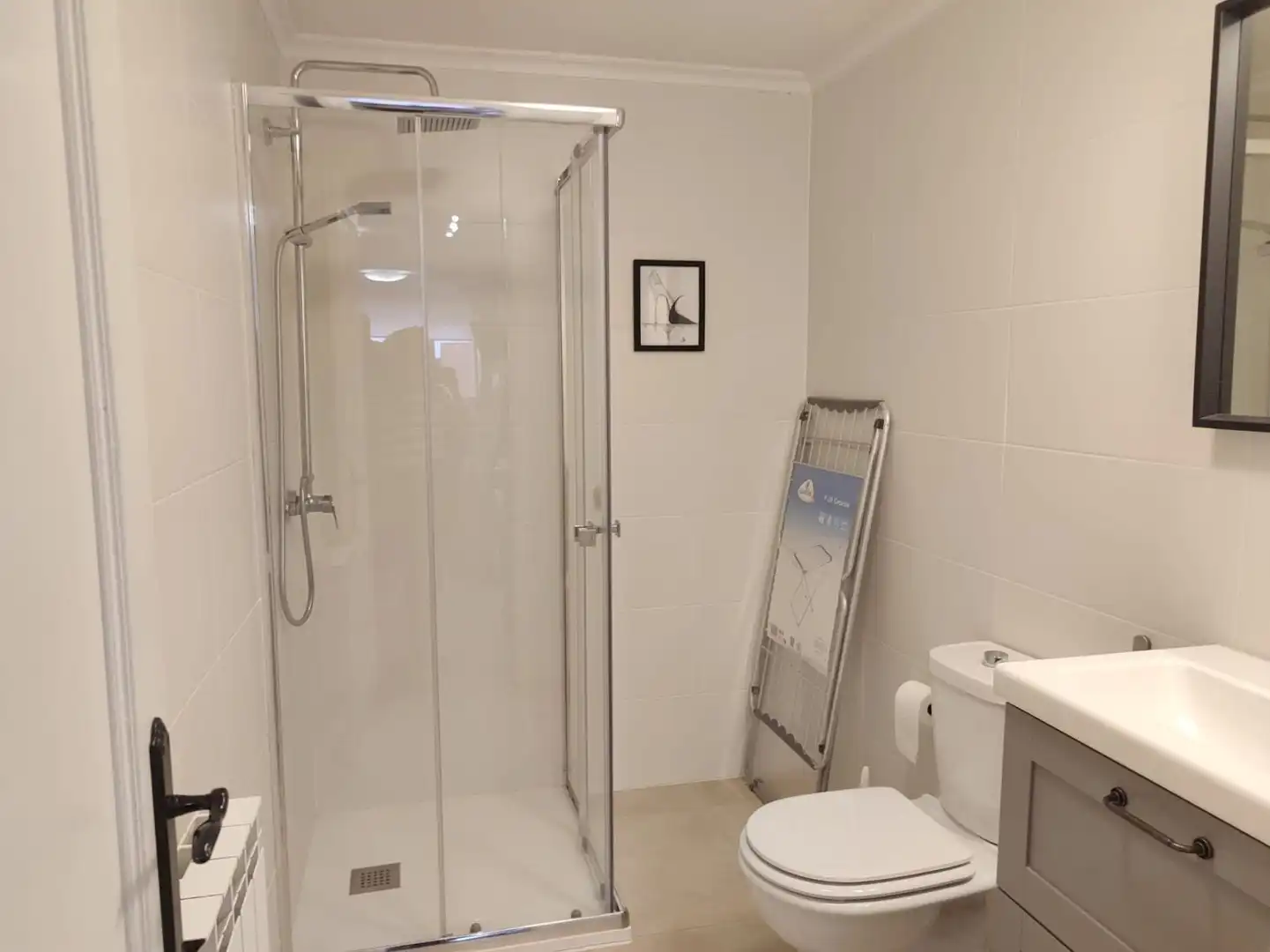 Bathroom of Flat for rent in Oviedo 