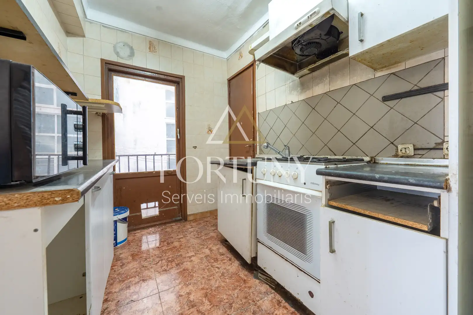 Wohnung mit Terrasse zum Verkauf in Carrer Abat Llort, imagen 3