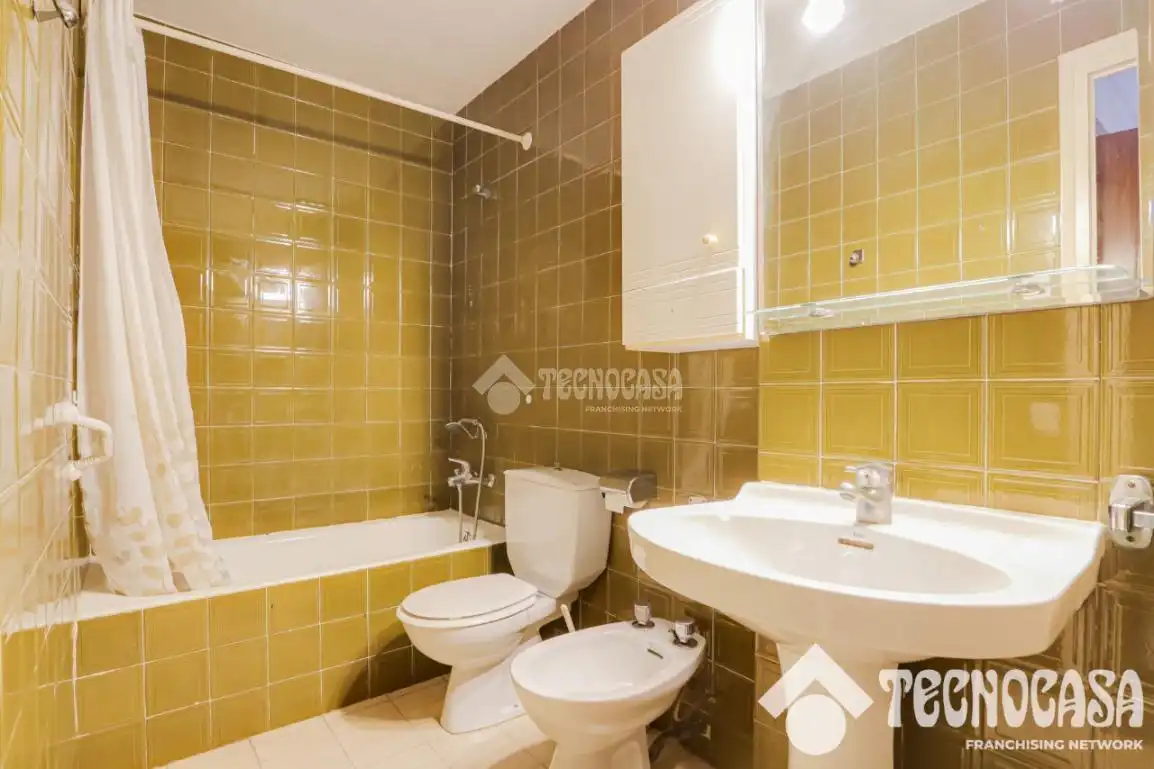 Piso en venta en Carrer del Consell de Cent, Hostafrancs