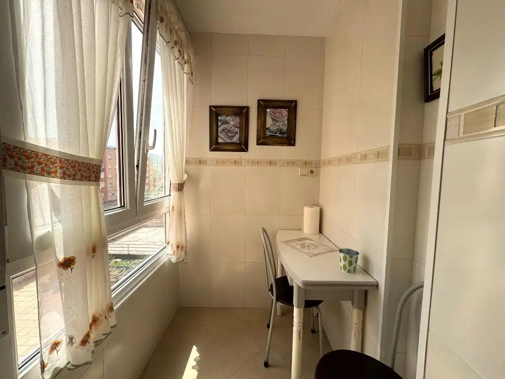 Esszimmer von Wohnung zum Verkauf in Los Corrales de Buelna  mit Heizung, Parkett und Terrasse