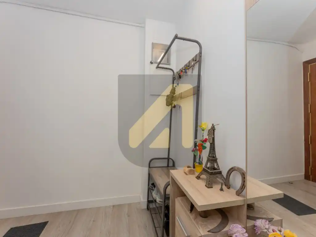 Dormitori de Apartament en venda en L'Hospitalet de Llobregat