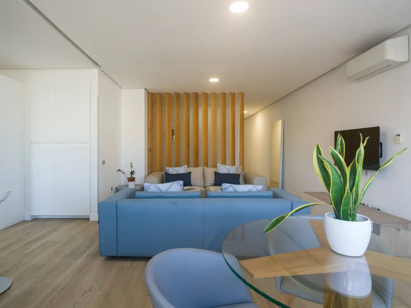 Sala d'estar de Pis en venda en Las Palmas de Gran Canaria amb Aire condicionat