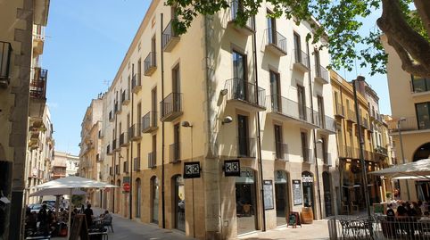 Edificio en centro de Figueres cerca Museo Dalí, Bild 4